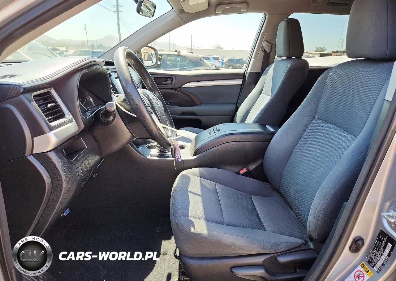 2015 Toyota Highlander Le VIN:5TDZARFH4FS012132 - 7