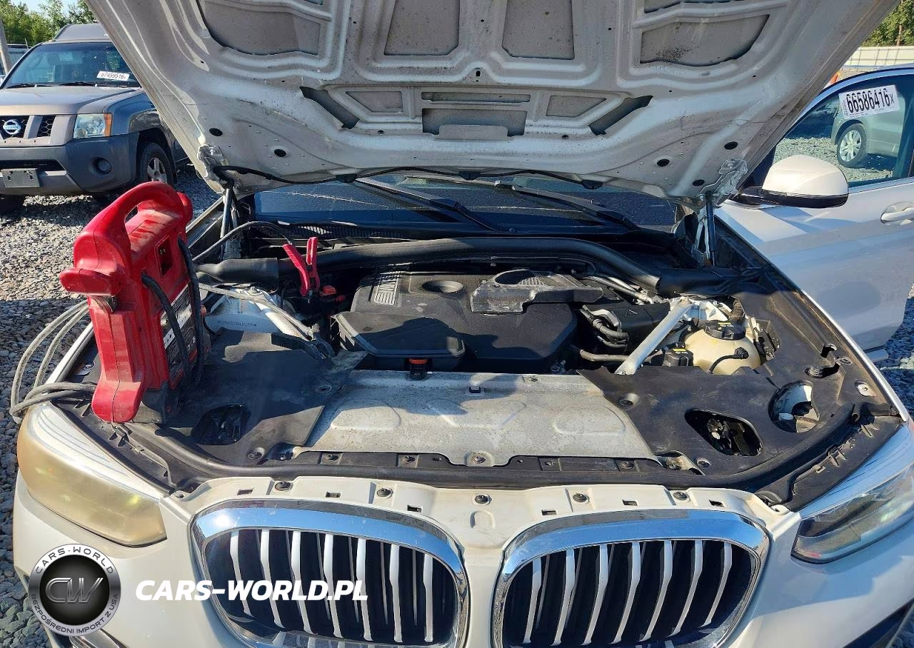 2019 BMW X4 xDrive30I VIN:5UXUJ3C54KLG52775 - 11