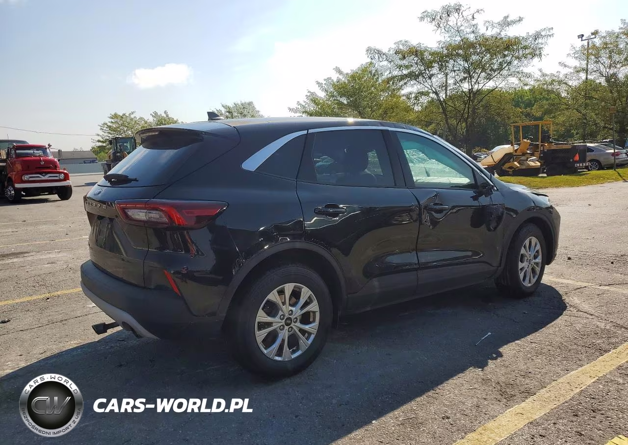 2023 Ford Escape Active VIN:1FMCU0GNXPUA38868 - 3