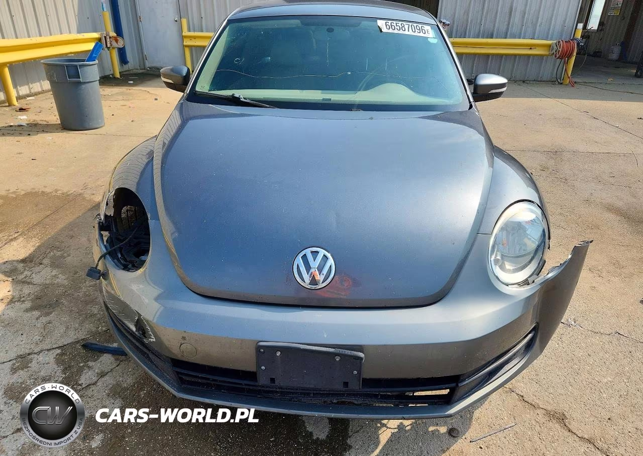 2013 Volkswagen Beetle VIN:3VWJX7AT6DM669231 - 5