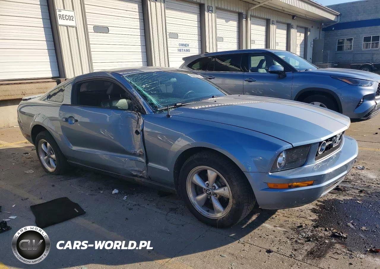 2007 Ford Mustang VIN:1ZVFT80N175227218 - 4