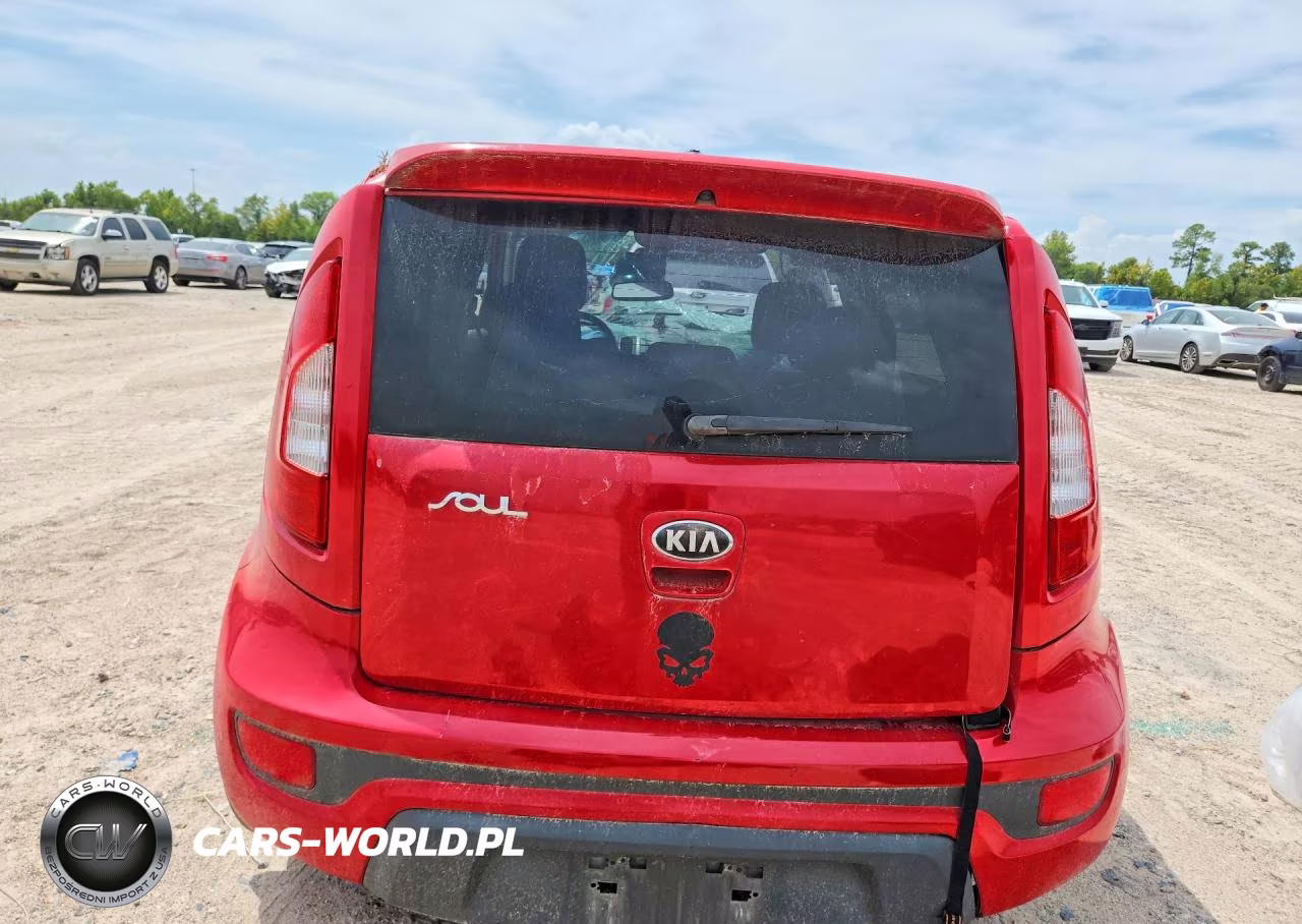 2013 Kia Soul + VIN:KNDJT2A62D7526895 - 6
