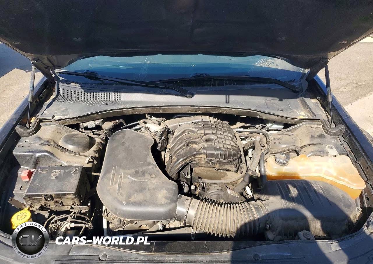 2019 Chrysler 300 S VIN:2C3CCABG2KH634028 - 11