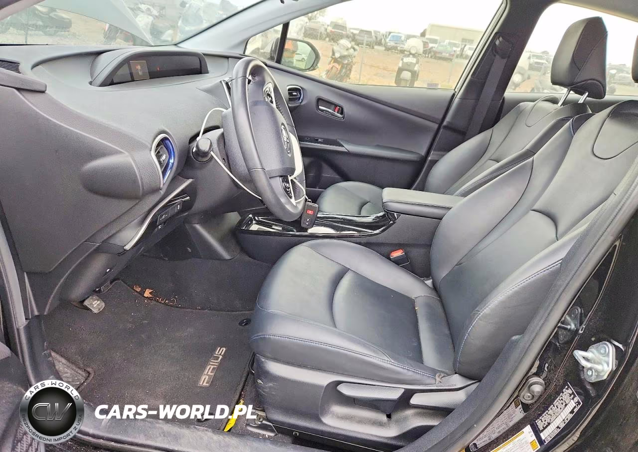 2016 Toyota Prius Three Touring VIN:JTDKARFU4G3022077 - 7