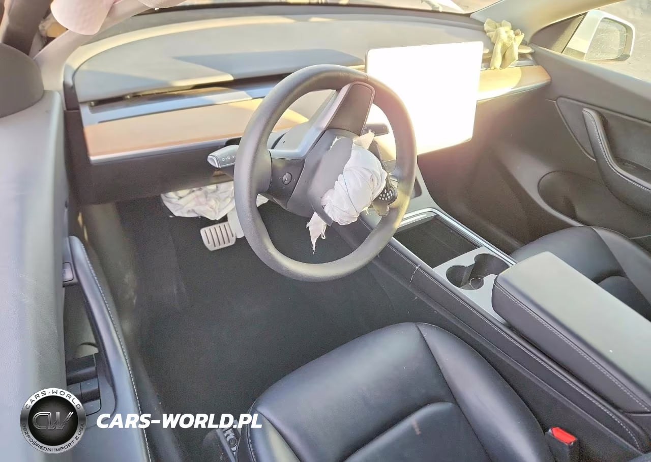 2022 Tesla Model Y VIN:7SAYGDEF8NF406624 - 8