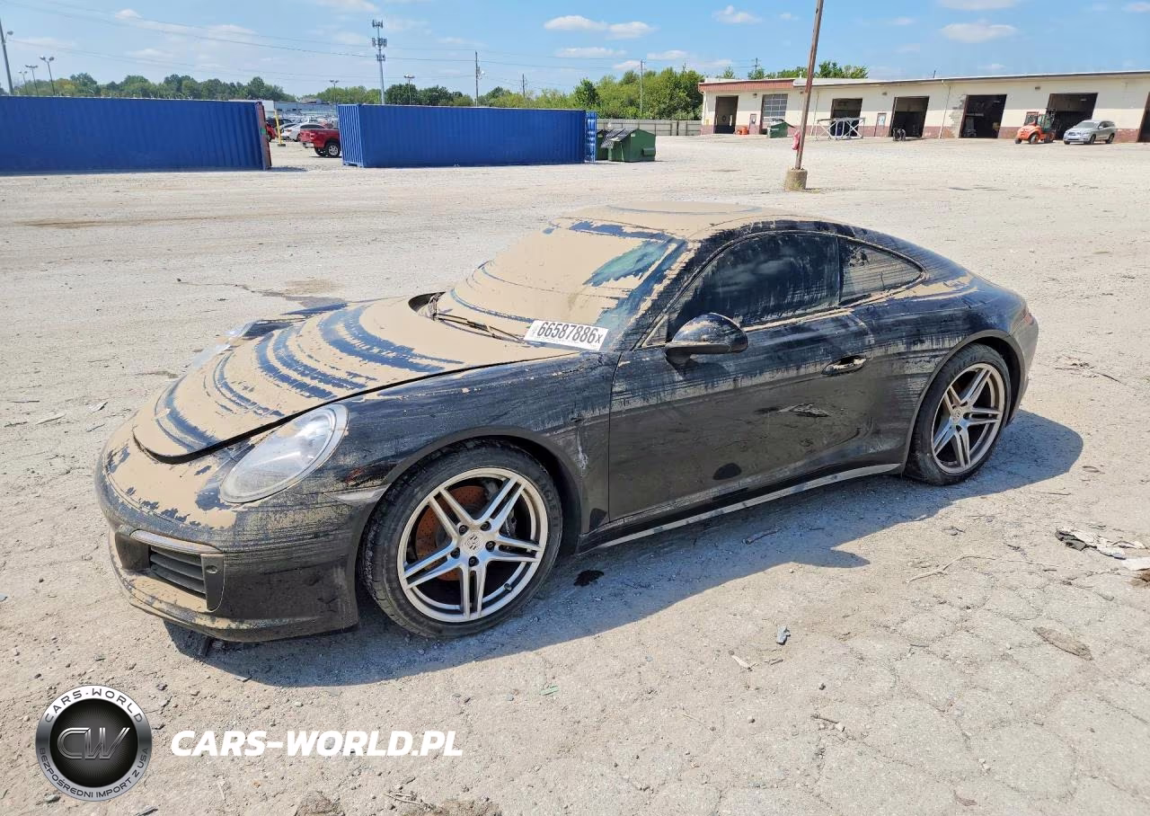 2018 Porsche 911 Carrera