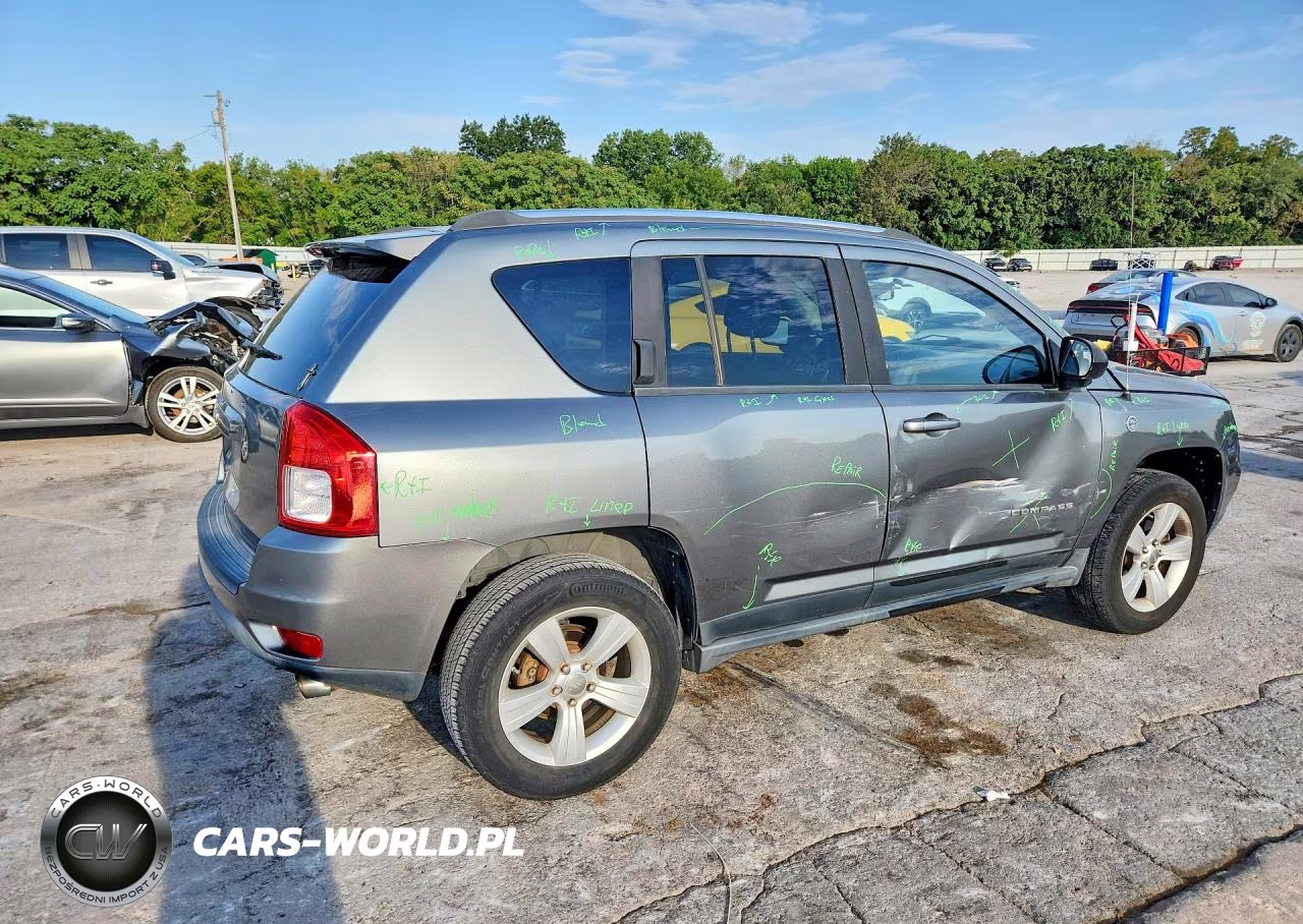 2012 Jeep Compass Sport VIN:1C4NJDBB4CD656112 - 3
