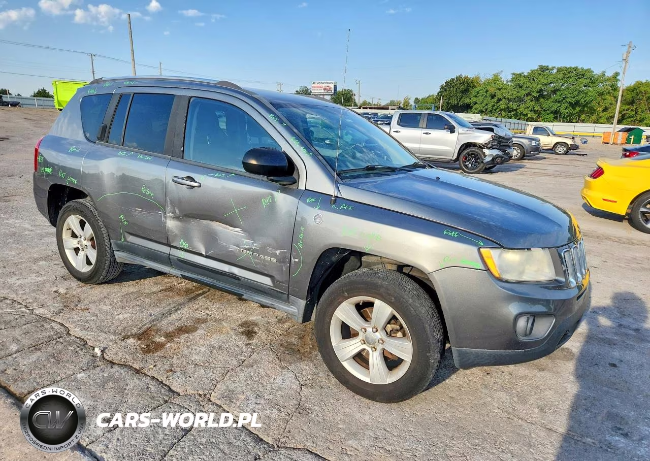 2012 Jeep Compass Sport VIN:1C4NJDBB4CD656112 - 4