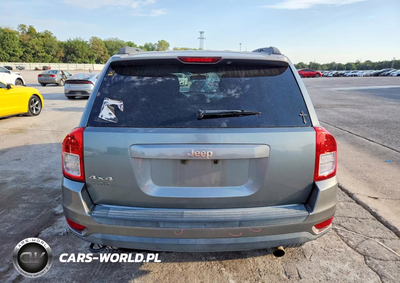 2012 Jeep Compass Sport VIN:1C4NJDBB4CD656112 - 6