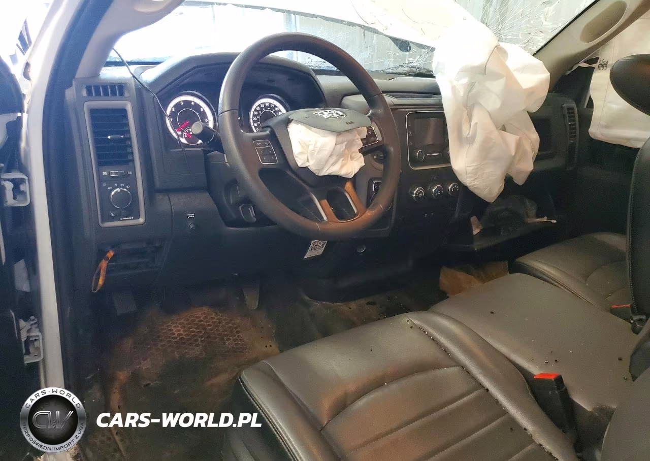 2023 Ram 1500 Classic Tradesman VIN:3C6JR6DG2PG655231 - 8