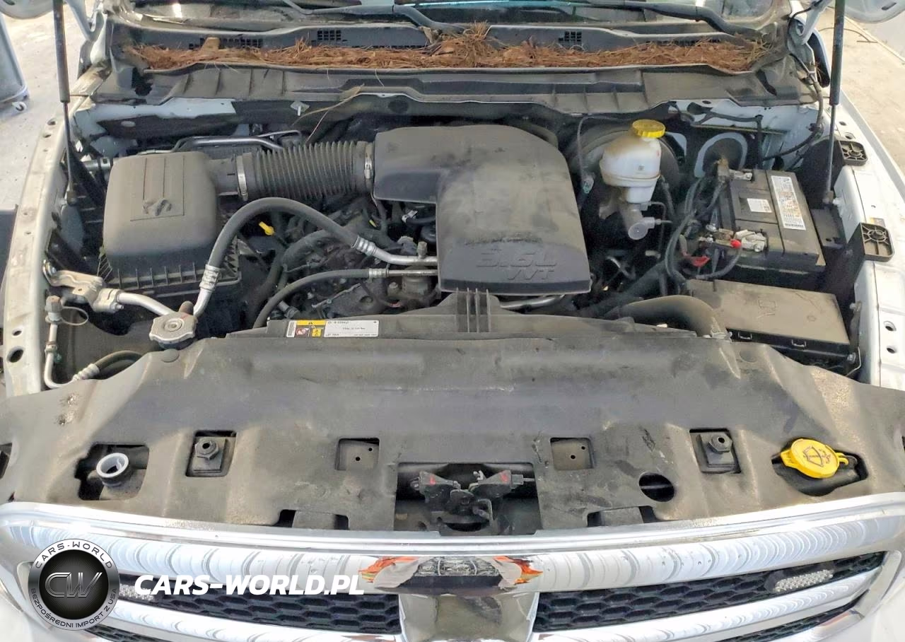 2023 Ram 1500 Classic Tradesman VIN:3C6JR6DG1PG639778 - 11