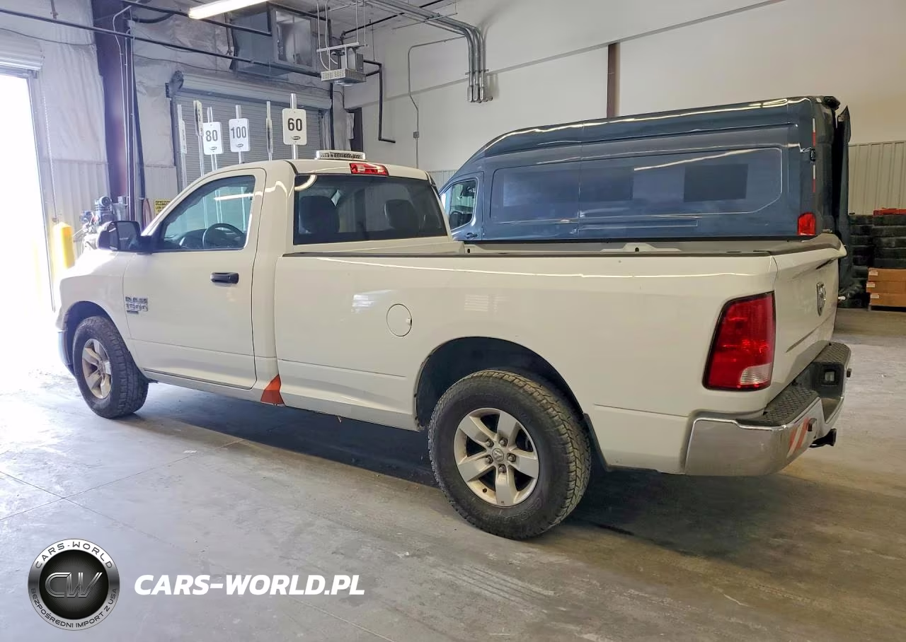 2023 Ram 1500 Classic Tradesman VIN:3C6JR6DG1PG639778 - 2