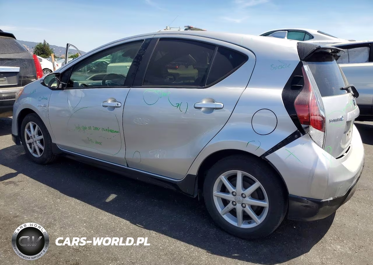 2017 Toyota Prius C One VIN:JTDKDTB3XH1596875 - 2