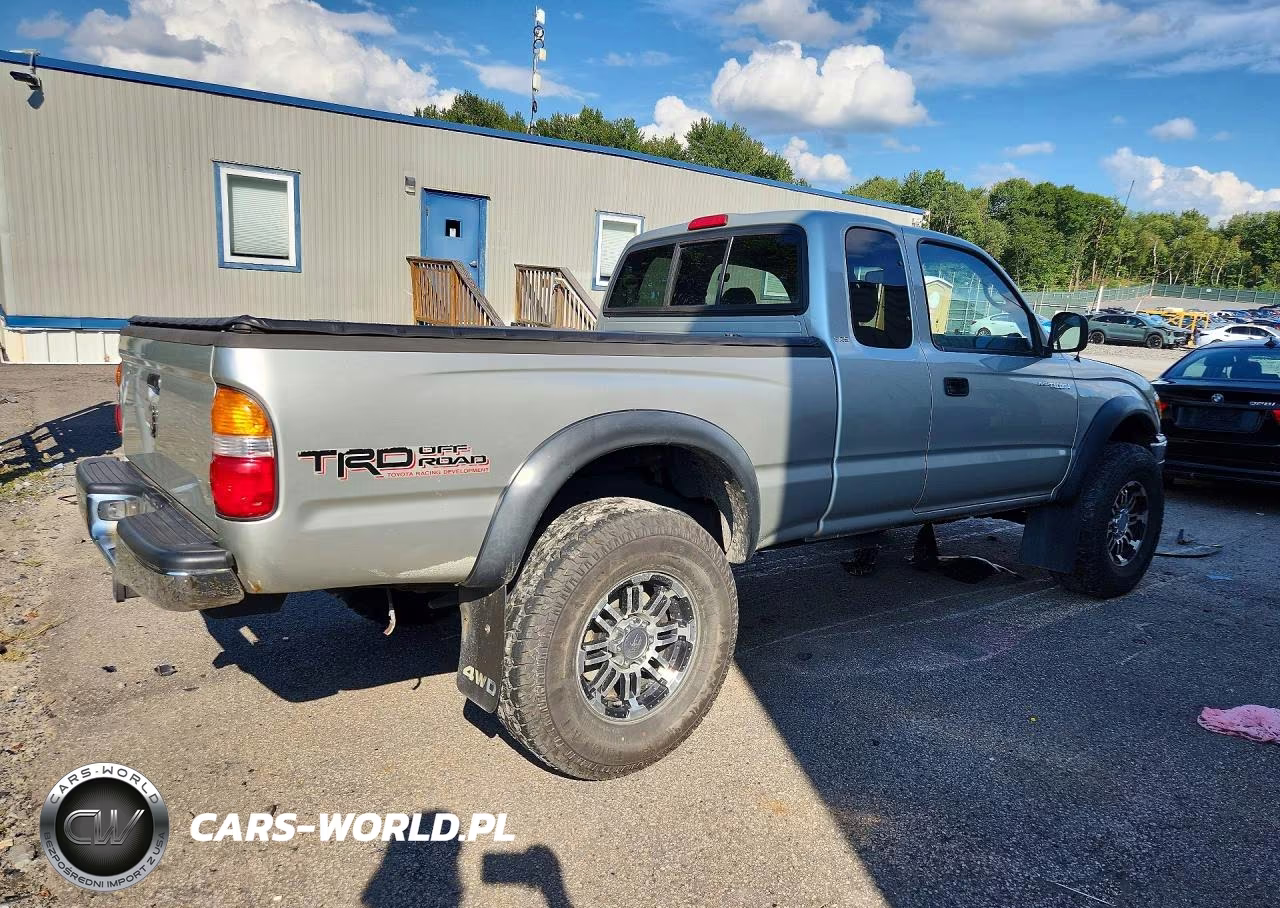 2003 Toyota Tacoma V6 VIN:5TEWN72N13Z263096 - 3
