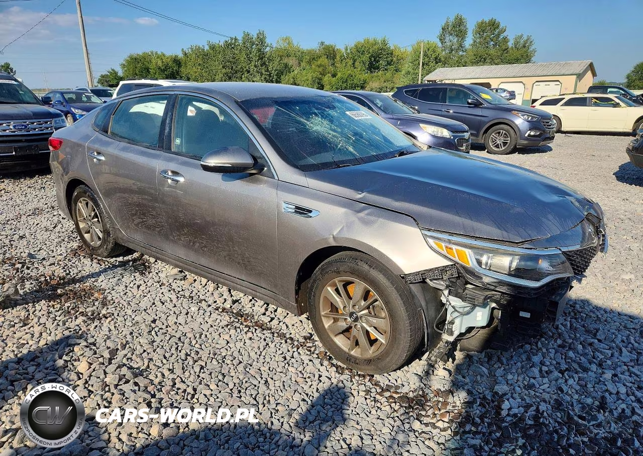 2018 Kia Optima Lx VIN:5XXGT4L11JG238425 - 4