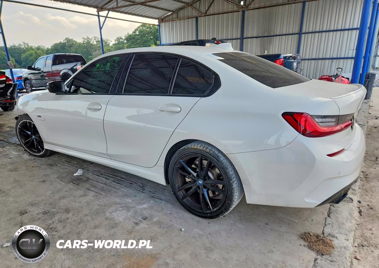 2022 BMW 330E VIN:3MW5P7J06N8C77982 - 2