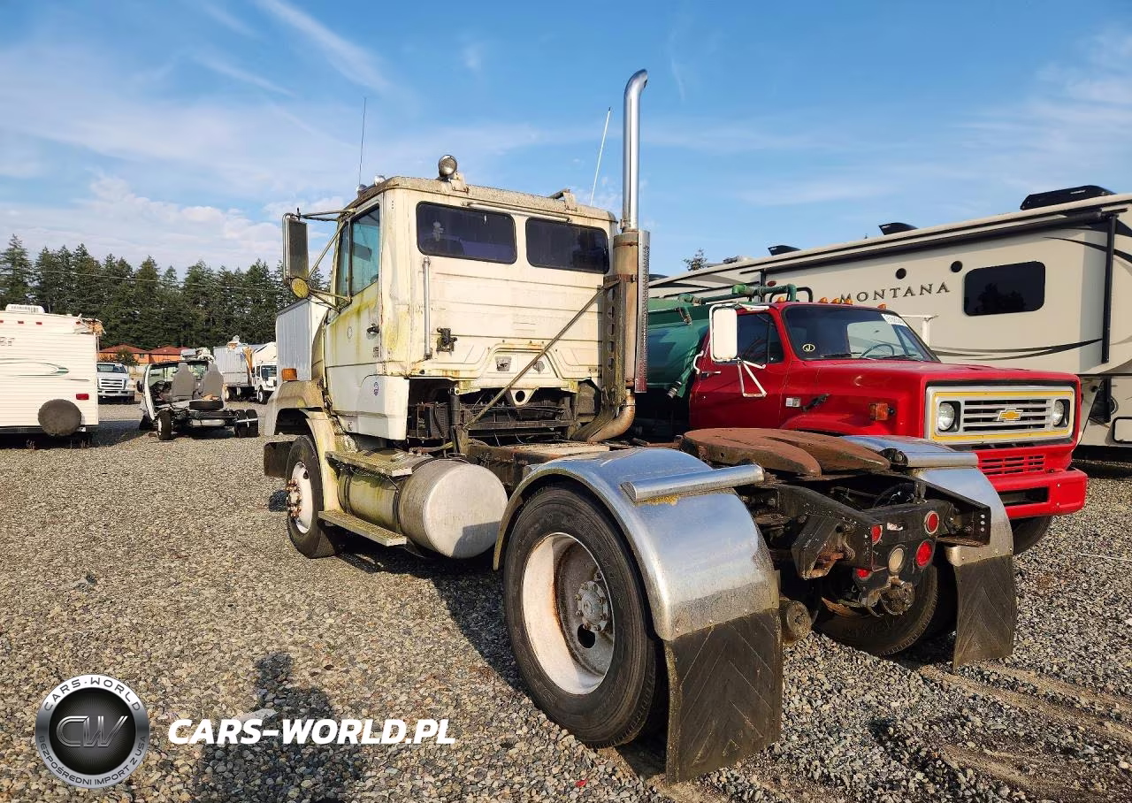 1992 Freightliner Conventional Flc112 VIN:1FUWZLYBXNL485639 - 2