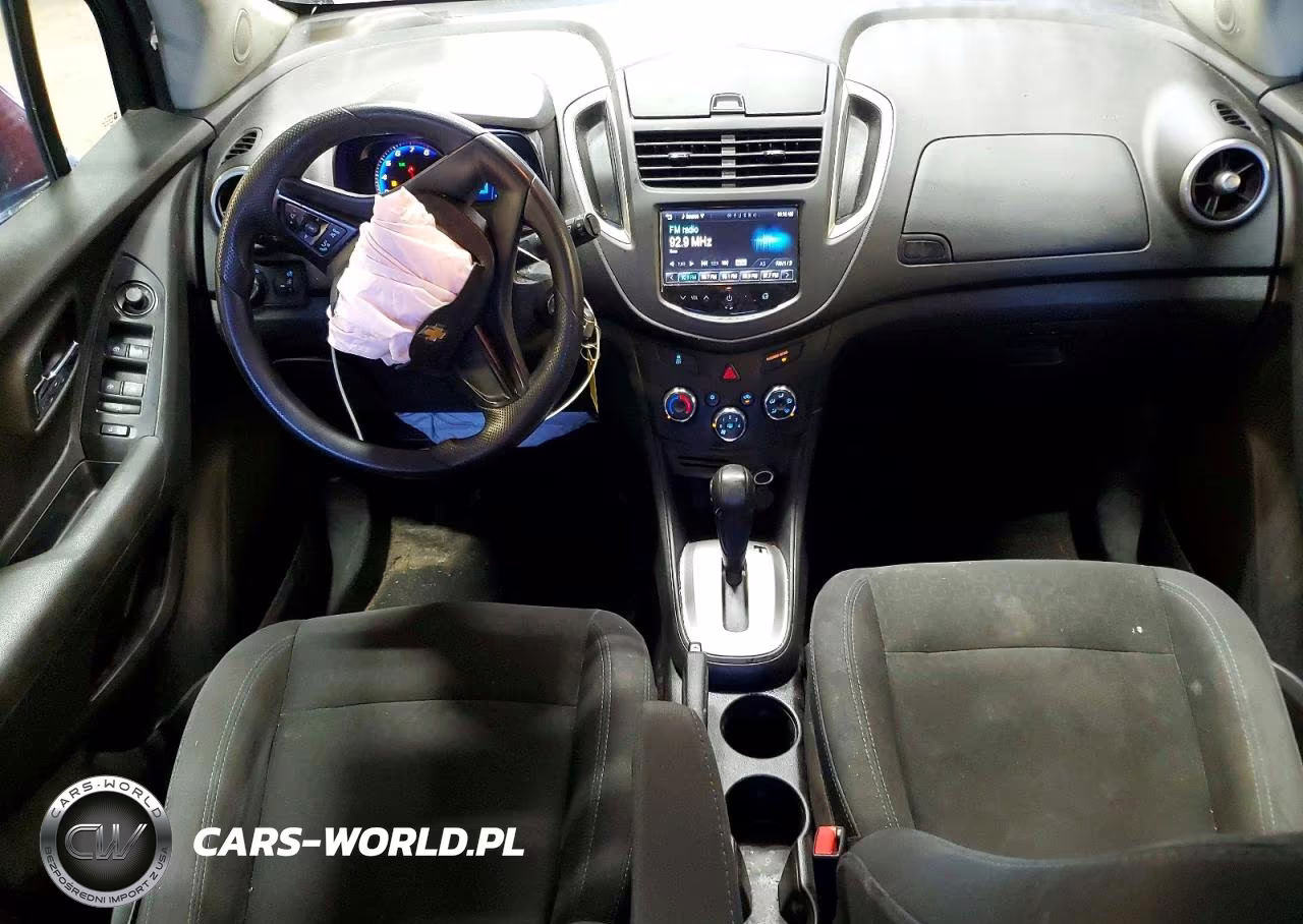 2016 Chevrolet Trax Ls VIN:3GNCJKSB8GL116586 - 8