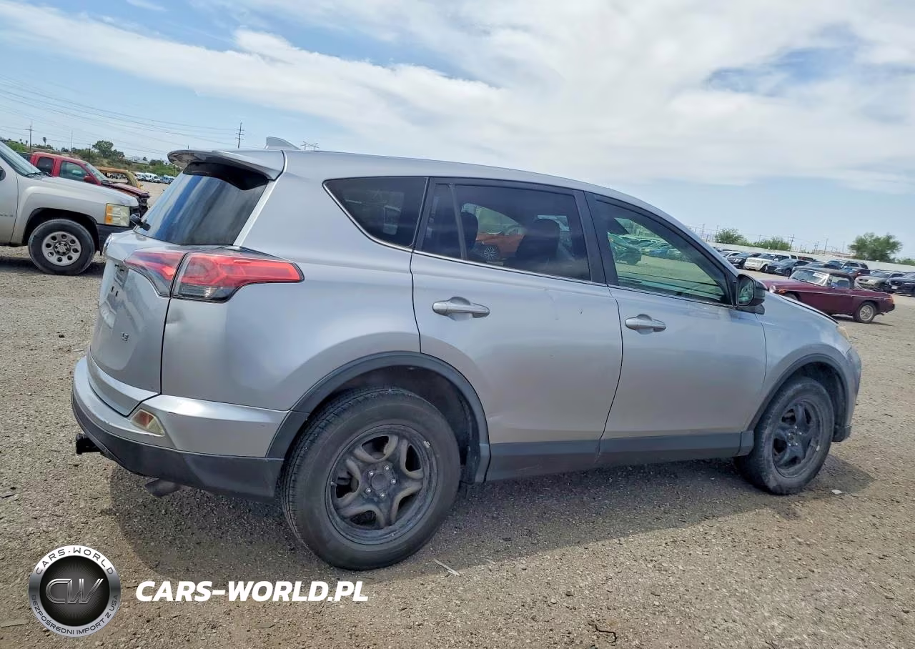 2018 Toyota Rav4 Le VIN:JTMZFREV3JD128256 - 3