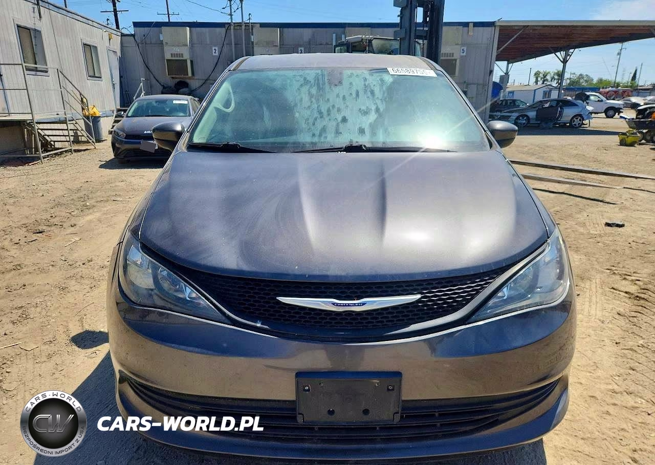 2018 Chrysler Pacifica L VIN:2C4RC1AG3JR355736 - 5