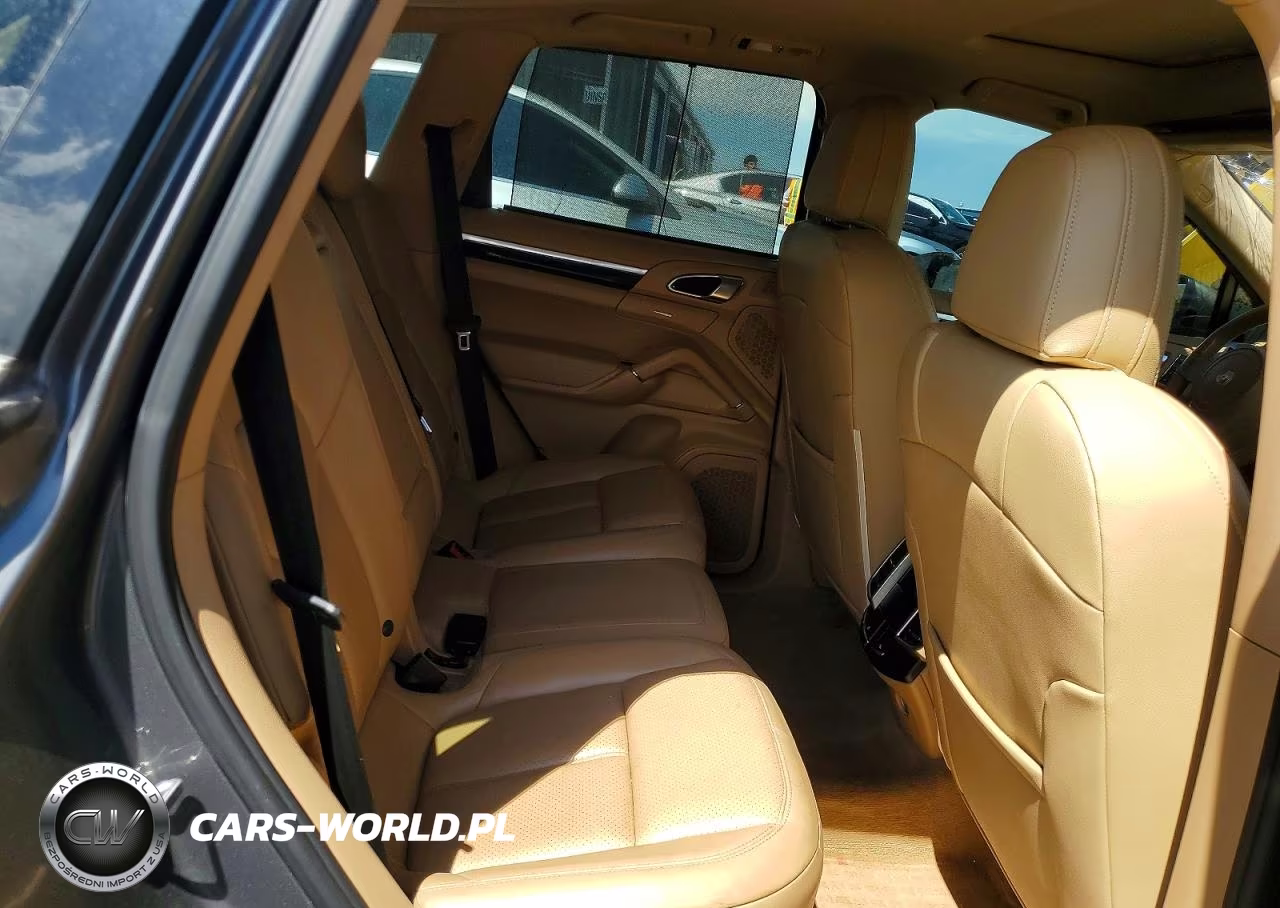 2012 Porsche Cayenne VIN:WP1AA2A2XCLA08931 - 10