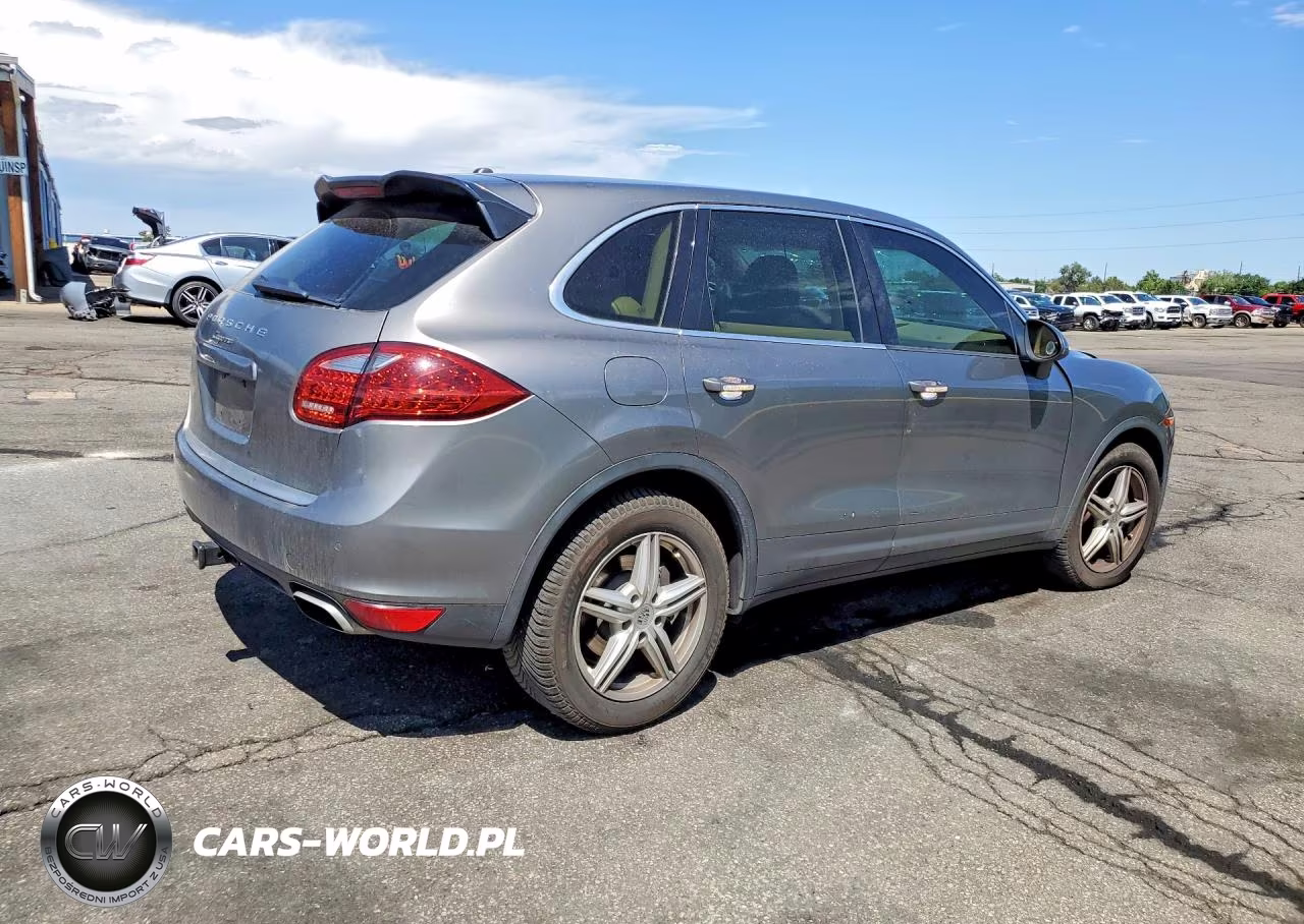 2012 Porsche Cayenne VIN:WP1AA2A2XCLA08931 - 3