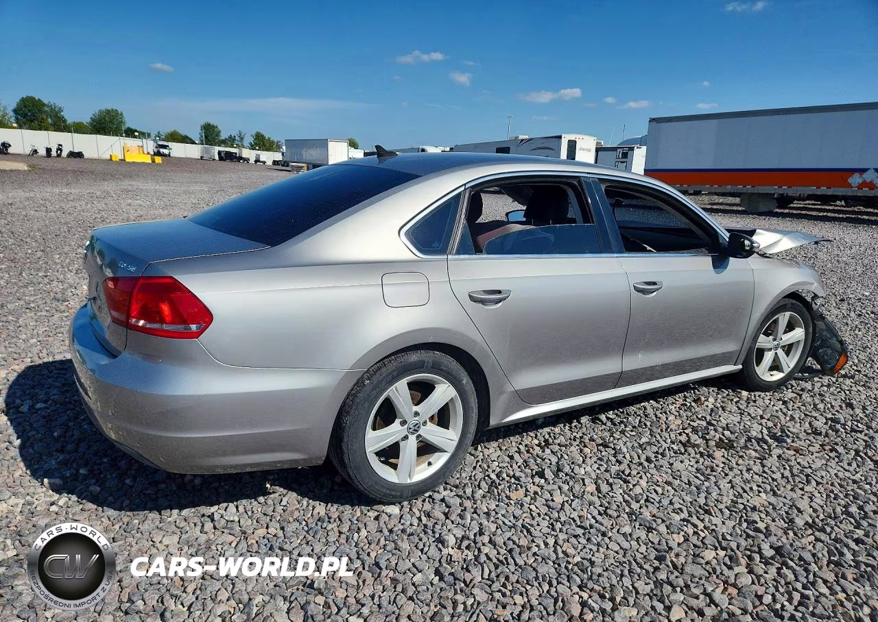2012 Volkswagen Passat Se VIN:1VWBN7A36CC092713 - 3