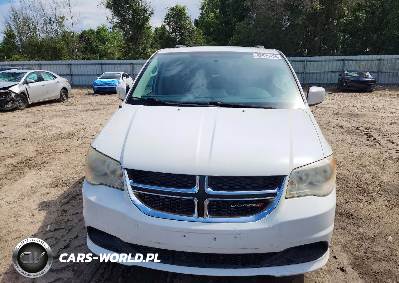 2013 Dodge Grand Caravan Sxt VIN:2C4RDGCG7DR654132 - 5
