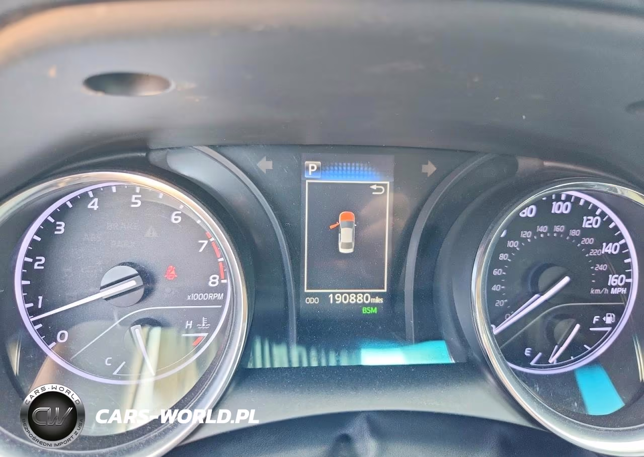 2018 Toyota Camry Se VIN:4T1B11HK8JU156701 - 9