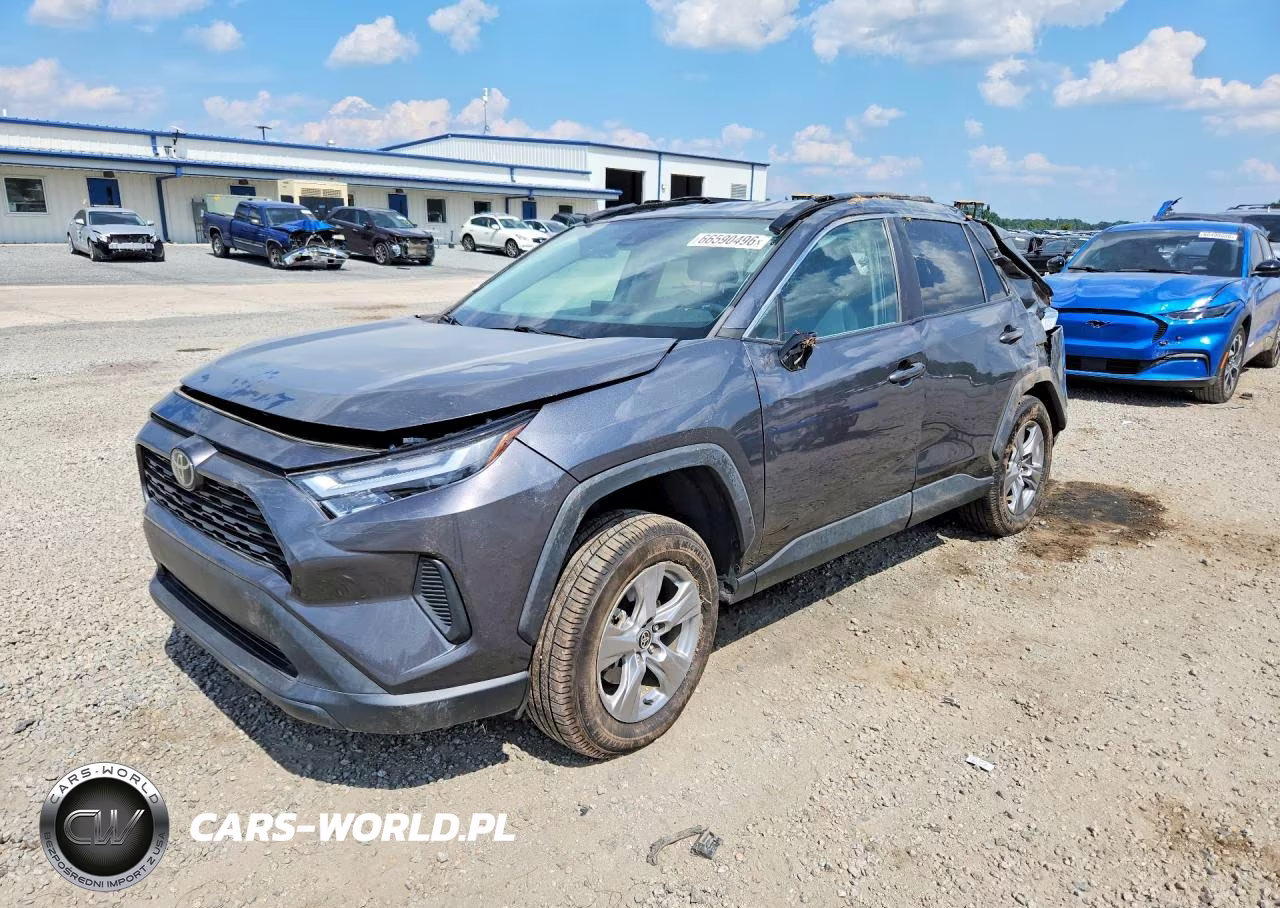 2022 Toyota Rav4 Xle – zdjęcie 1 z 13