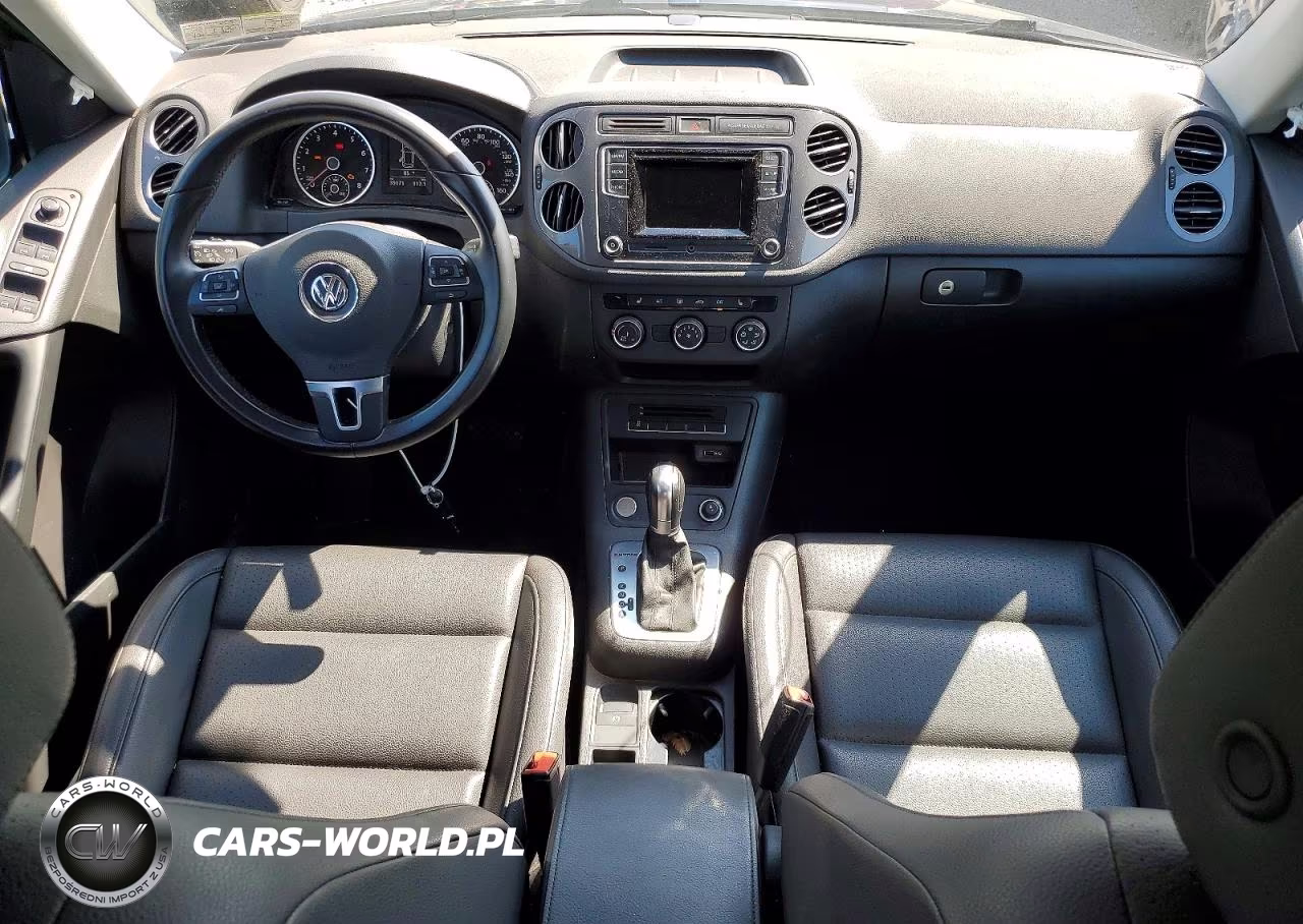 2016 Volkswagen Tiguan S VIN:WVGBV7AX8GW578512 - 8