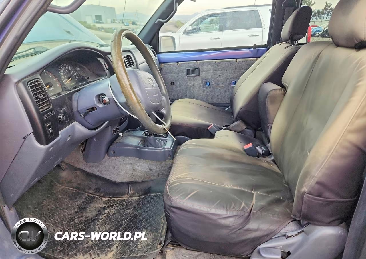 1999 Toyota Tacoma Base VIN:4TAWM72N7XZ521444 - 7