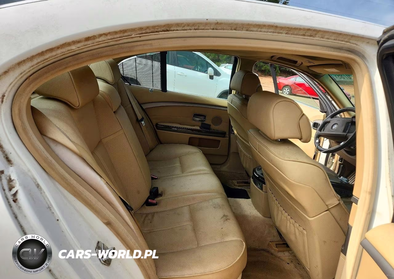 2007 BMW 750 I VIN:WBAHL83597DT07540 - 10