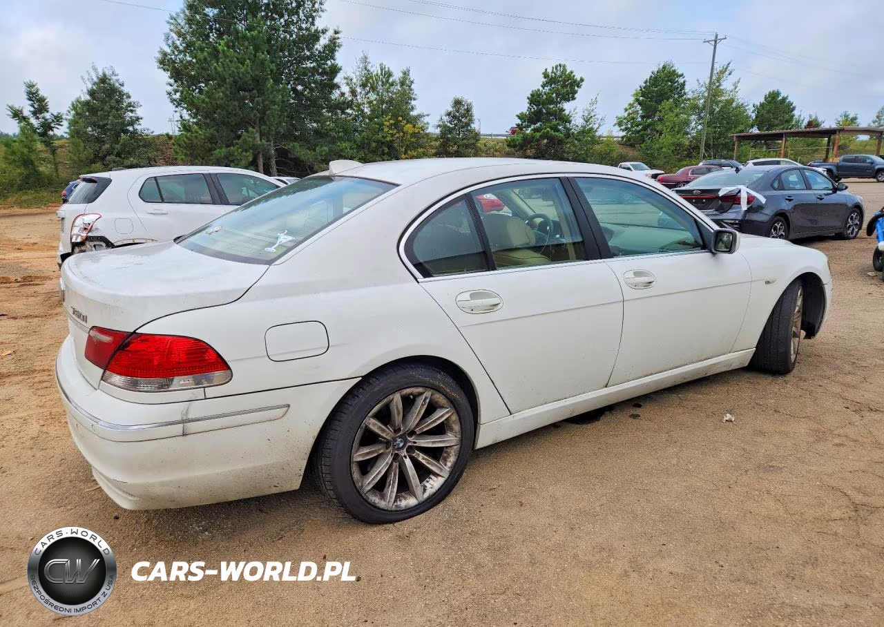 2007 BMW 750 I VIN:WBAHL83597DT07540 - 3