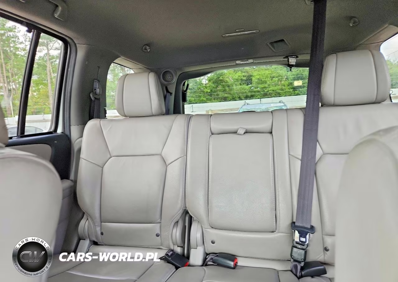 2012 Honda Pilot Touring VIN:5FNYF4H90CB079722 - 10