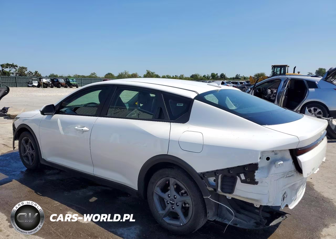 2025 Kia K4 Lxs VIN:3KPFT4DE7SE058437 - 2