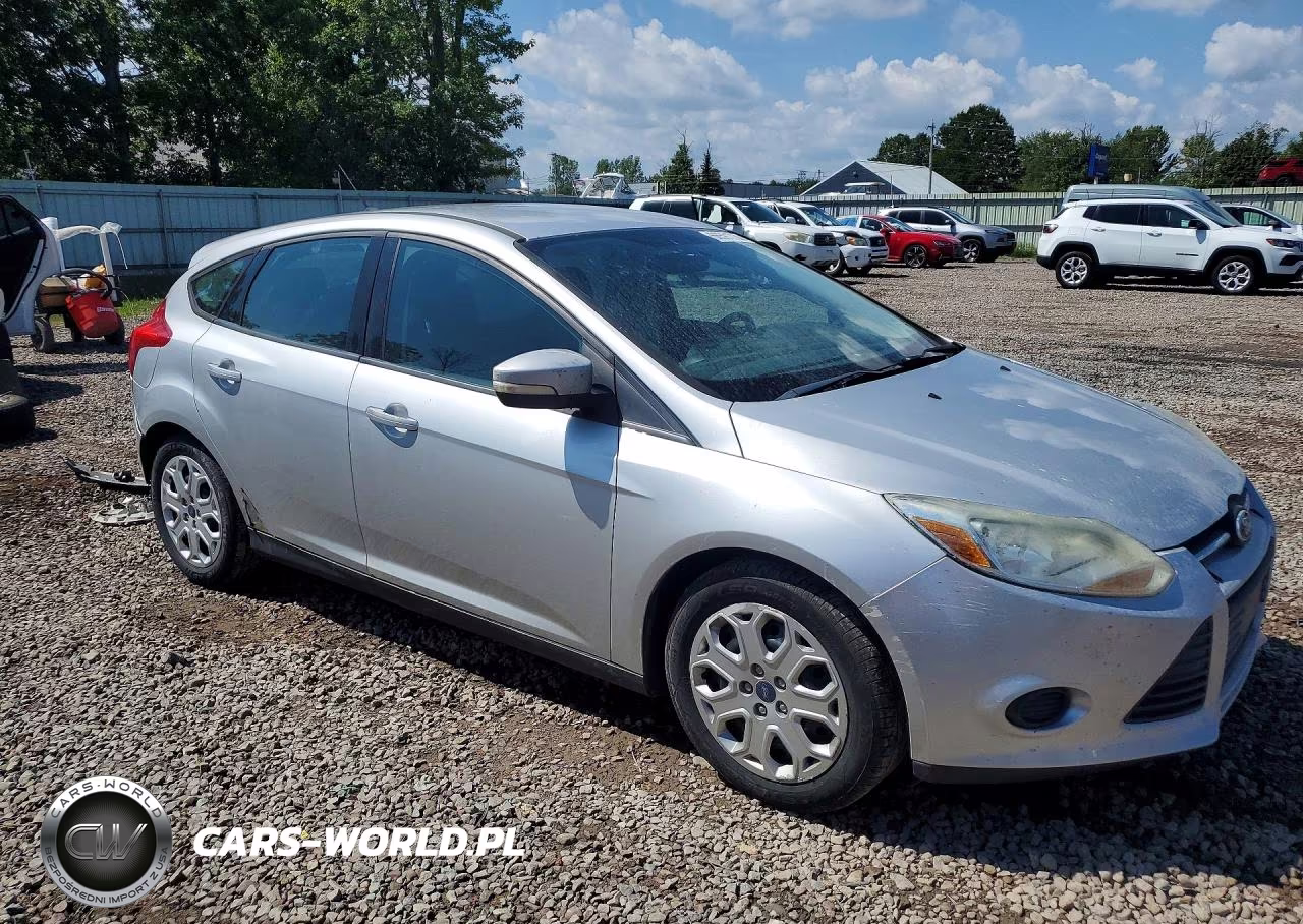 2013 Ford Focus Se VIN:1FADP3K2XDL111212 - 4