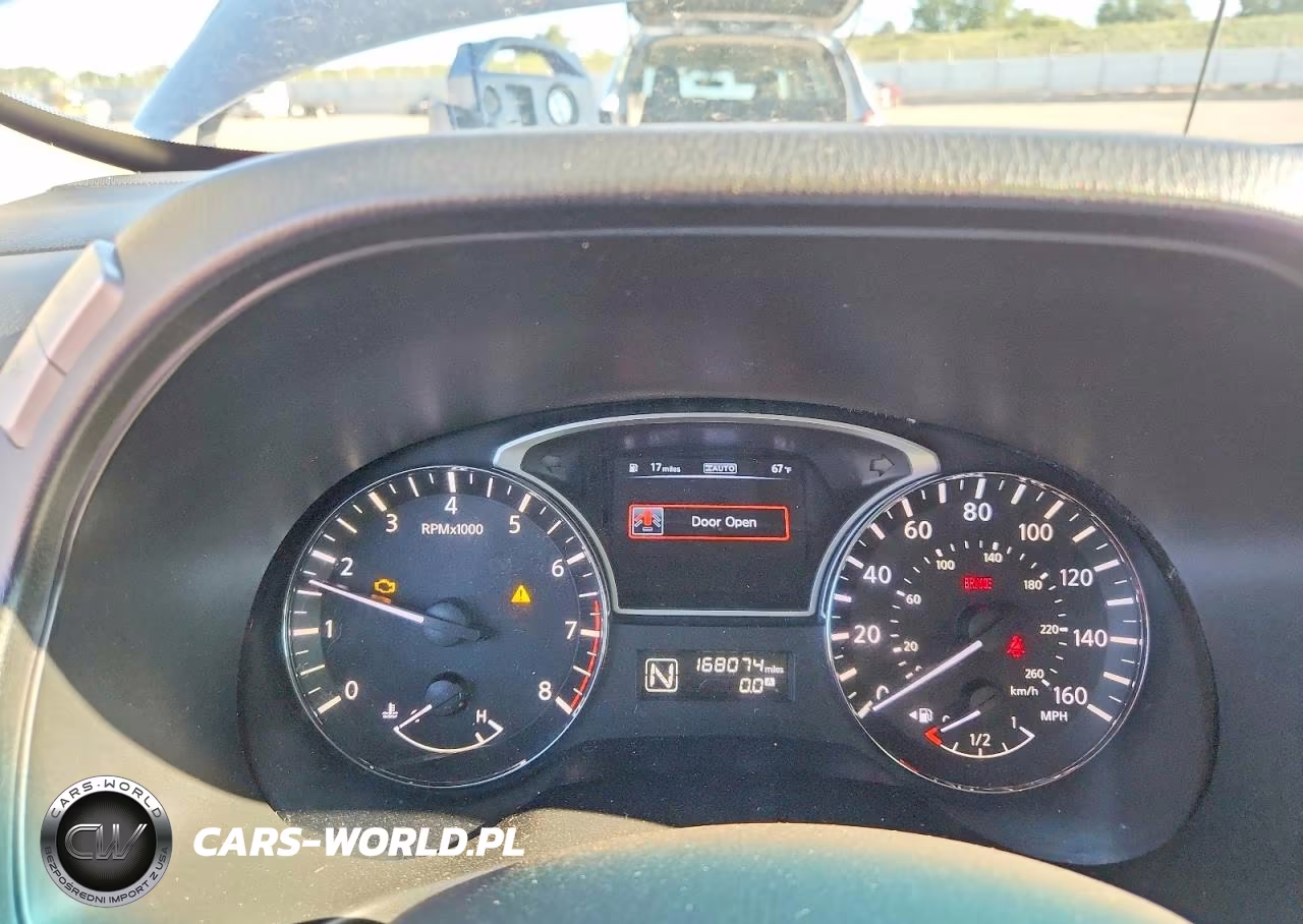 2014 Nissan Pathfinder S VIN:5N1AR2MM0EC641654 - 9