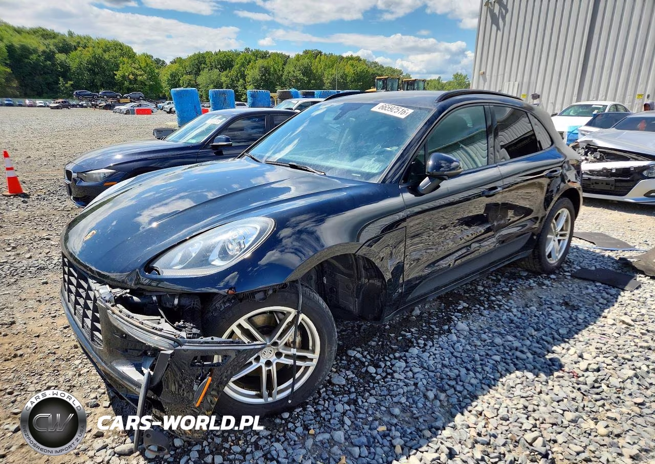 2015 Porsche Macan S