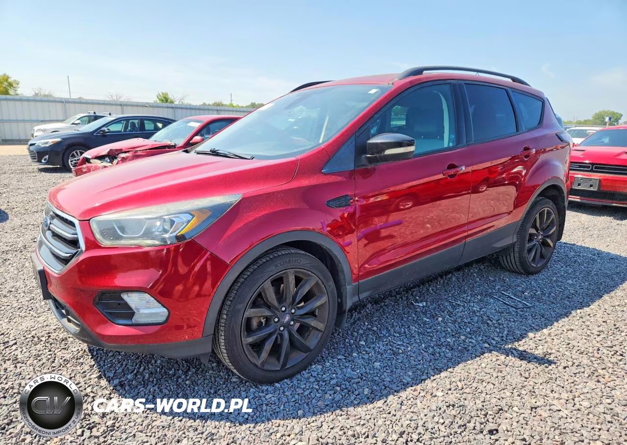 2017 Ford Escape Titanium – zdjęcie 1 z 13
