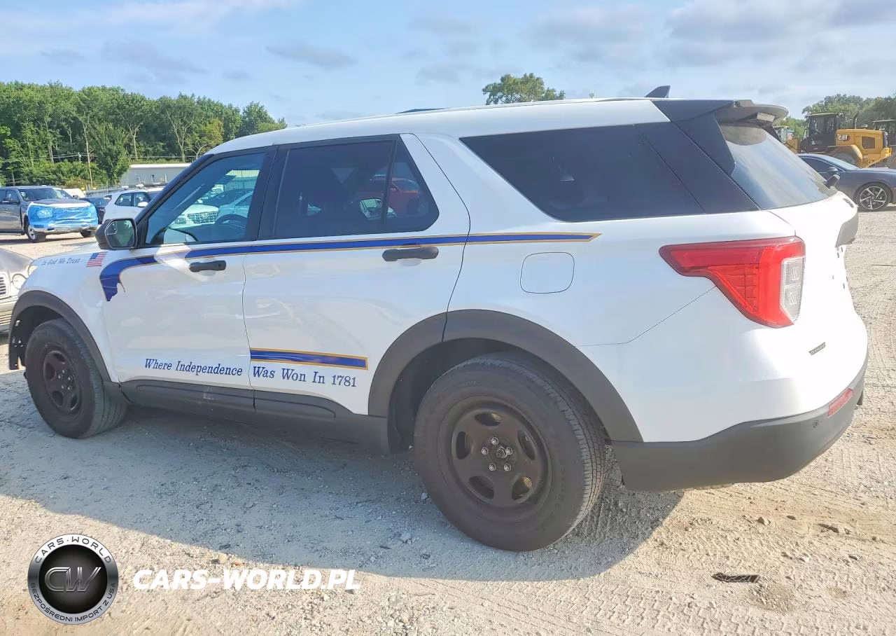 2022 Ford Explorer Police Interceptor VIN:1FM5K8AW5NNA02821 - 2