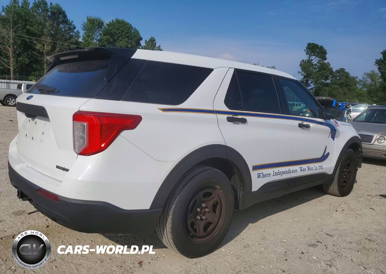 2022 Ford Explorer Police Interceptor VIN:1FM5K8AW5NNA02821 - 3