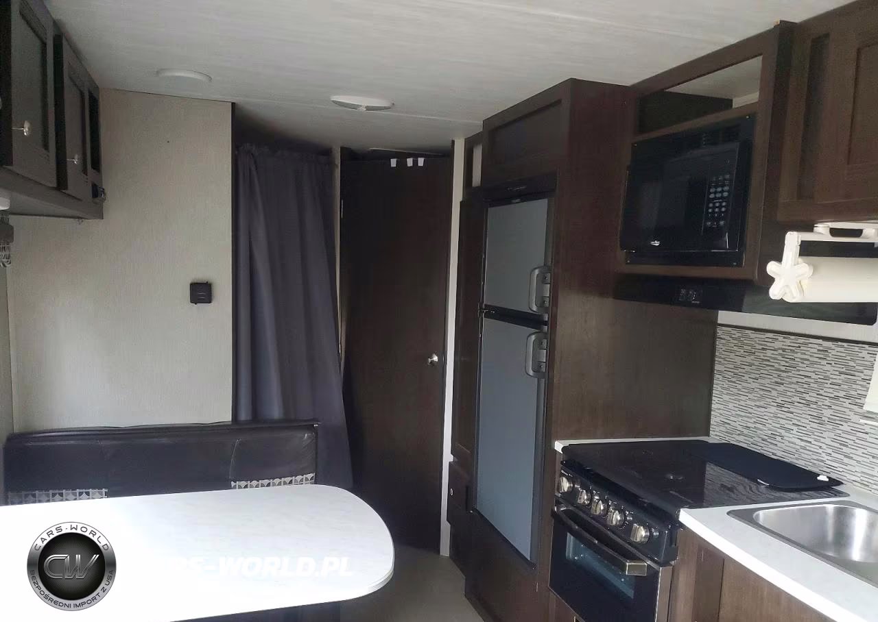 2019 Prowler Camper VIN:5SFPB2922KE407832 - 6