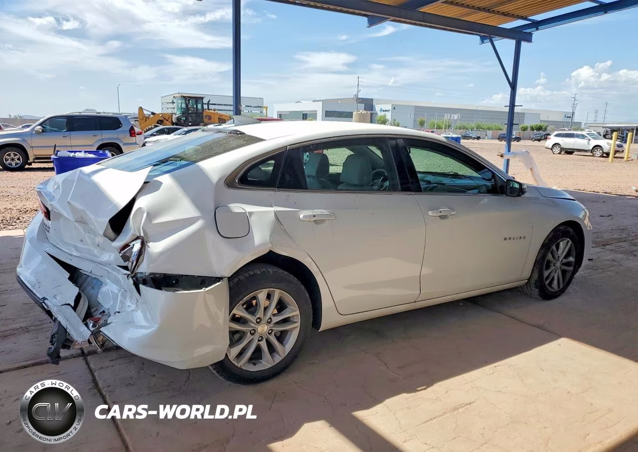 2018 Chevrolet Malibu Lt VIN:1G1ZD5ST0JF199171 - 3