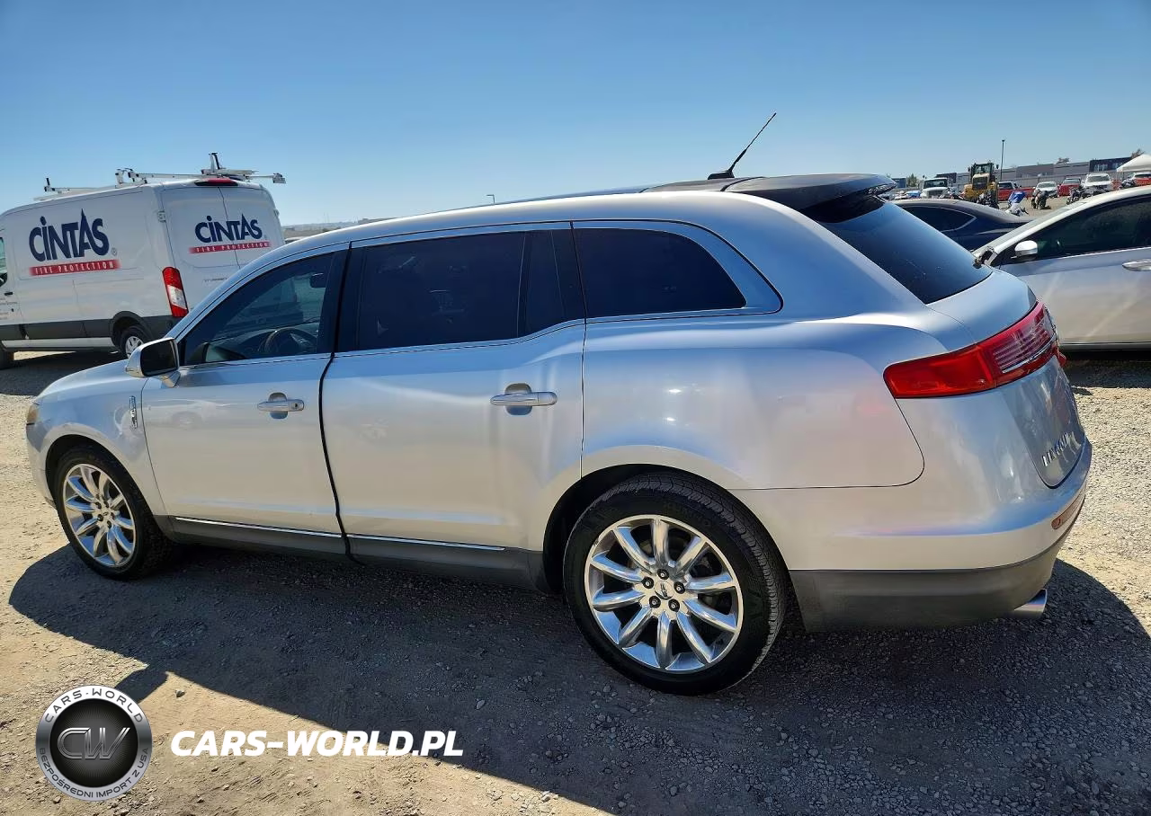 2010 Lincoln Mkt VIN:2LMHJ5FR2ABJ11636 - 2