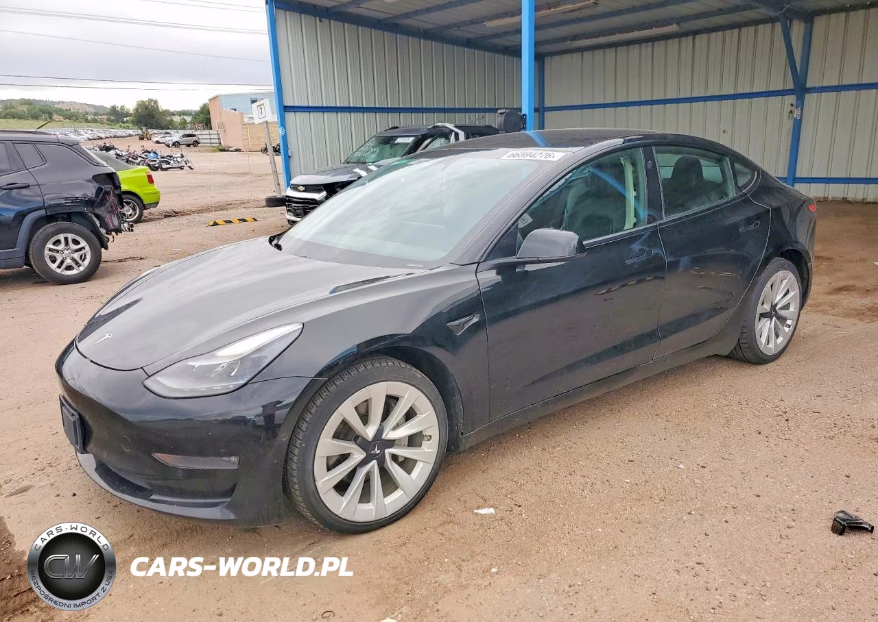 2022 Tesla Model 3 – zdjęcie 1 z 12