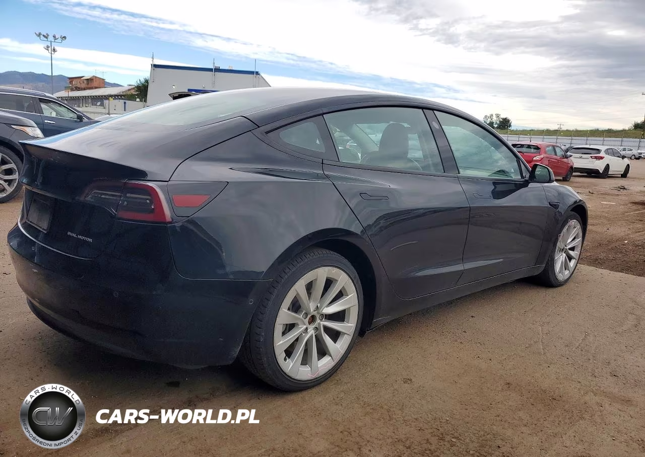 2022 Tesla Model 3 VIN:5YJ3E1EB6NF190426 - 3