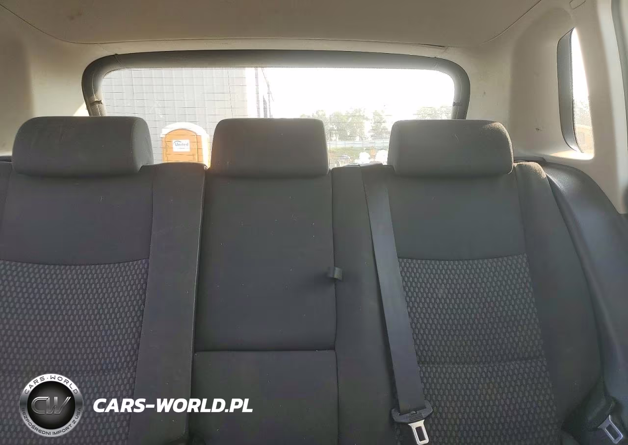 2011 Volkswagen Tiguan S VIN:WVGAV7AX0BW526845 - 10