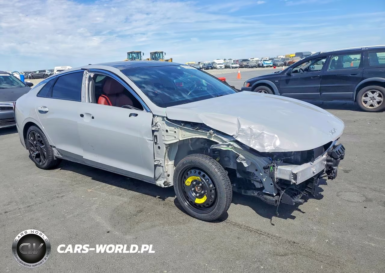 2025 Kia K5 Gt Line VIN:KNAG64J76S5365270 - 4