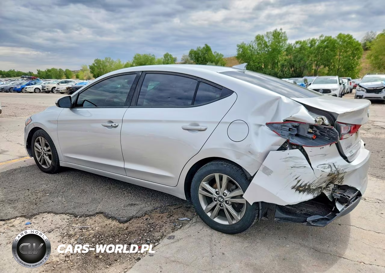 2018 Hyundai Elantra Value Edition VIN:5NPD84LF8JH373390 - 2